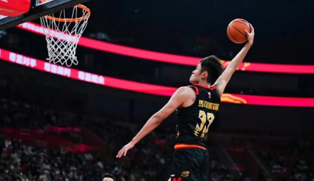 开云网址-CBA最新排行榜：广东掉落第3，辽篮4连败暴跌至13，北京仅第7